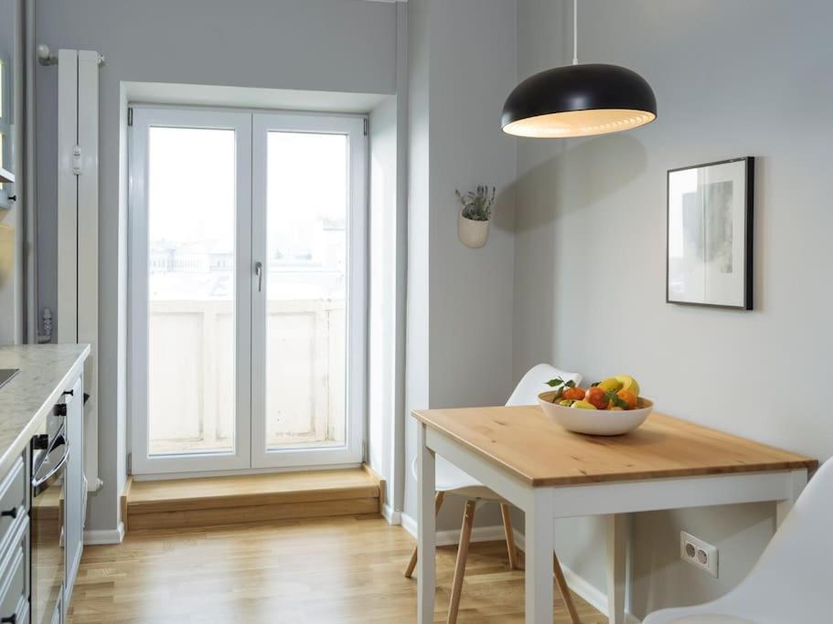 Good Vibes Central Apartment Bucarest Exterior foto
